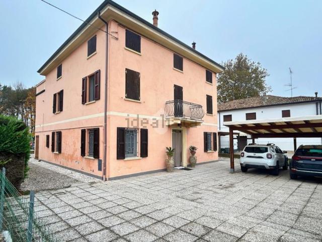 Appartamento in vendita di 118 m² in Via Prov. Inferiore, 73