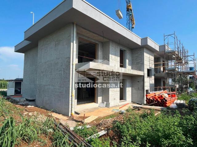 Appartamento in vendita di 118 m² in Via Roma