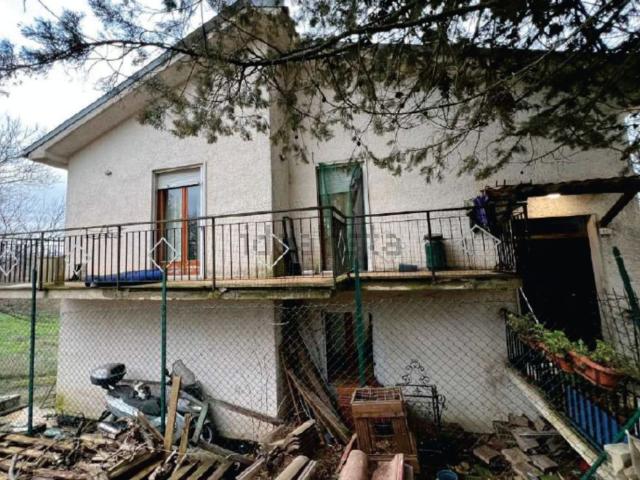 Appartamento in vendita di 118 m² in Via Reatina