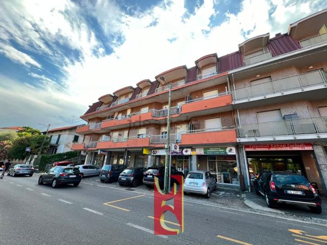 Appartamento in vendita di 118 m² in Via Varesina, 3