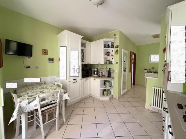 Appartamento in vendita di 118 m² in Viale Tommaso Seneca, 2