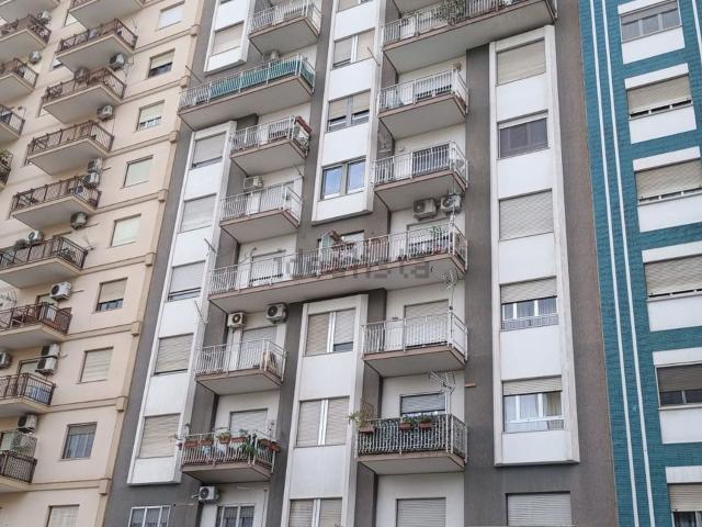 Appartamento in vendita di 118 m² in Viale Croce Rossa, 108