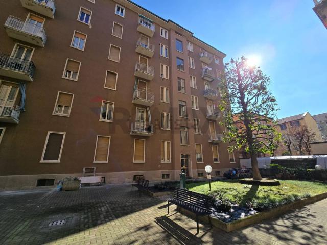 Appartamento in vendita di 118 m² in Viale Fulvio Testi, 76