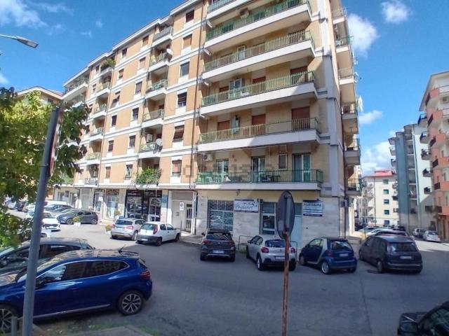 Appartamento in vendita di 118 m² in Viale Guglielmo Marconi, 50