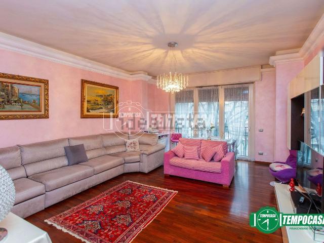 Appartamento in vendita di 118 m² in Viale Luigi Cadorna, 8