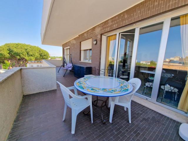 Appartamento in vendita di 118 m² in Viale Maria Ceccarini