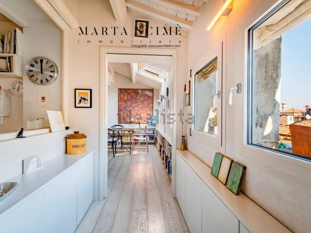 Appartamento in vendita di 118 m² in Calle Larga XXII Marzo