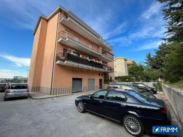 Appartamento in vendita di 118 m² in Contrada Colle delle Api