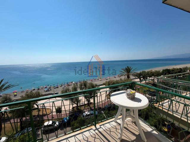 Appartamento in vendita di 118 m² in Lungomare Stefano Pugliese, 43