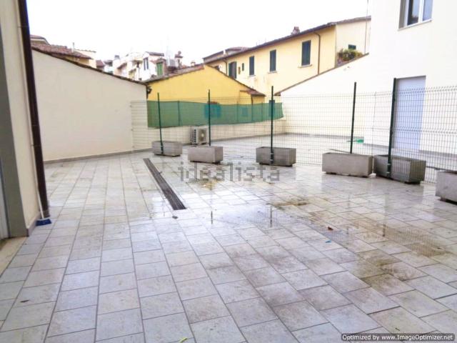 Appartamento in vendita di 118 m² in Piazza Bernardo Tanucci, 1