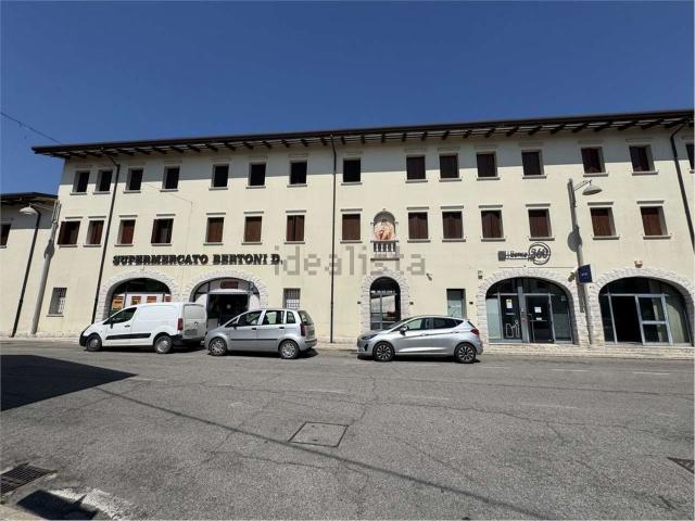 Appartamento in vendita di 118 m² in Piazza Daniele Moro, 27
