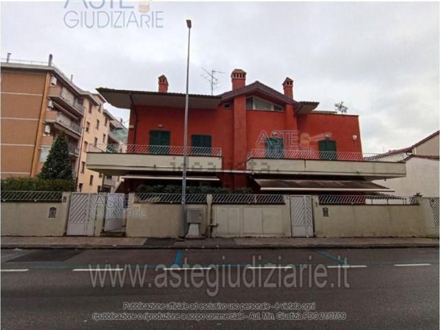 Appartamento in vendita di 119 m² in Via Compagnetto da Prato, 6