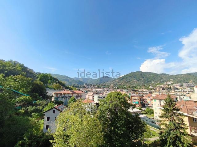 Appartamento in vendita di 119 m² in Via Costaguta, 85