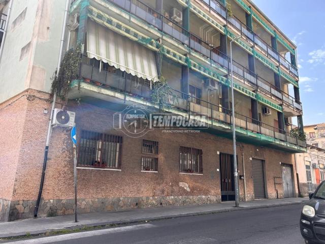 Appartamento in vendita di 119 m² in Via Caduti del Lavoro