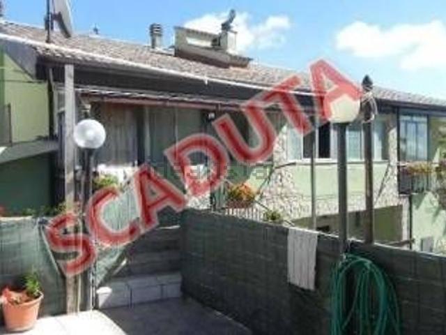Appartamento in vendita di 119 m² in Via Cerreta