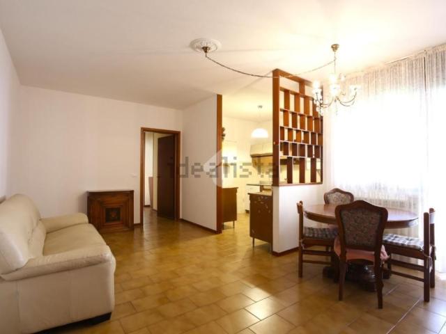 Appartamento in vendita di 119 m² in Via Claudio Calanchi, 2