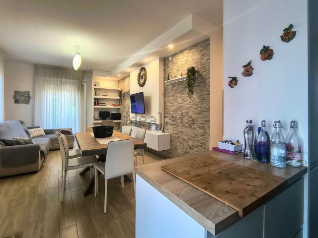 Appartamento in vendita di 119 m² in Via Antonio Gramsci