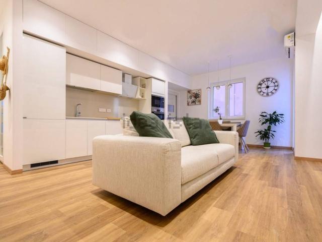 Appartamento in vendita di 119 m² in Via Andrea Maria Ampère