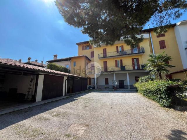 Appartamento in vendita di 119 m² in Via Giacomo Matteotti, 31