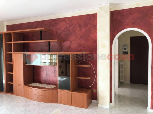 Appartamento in vendita di 119 m² in Via Giacomo Matteotti, 32