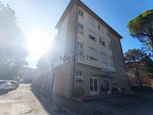 Appartamento in vendita di 119 m² in Via Giovanni Pascoli, 1