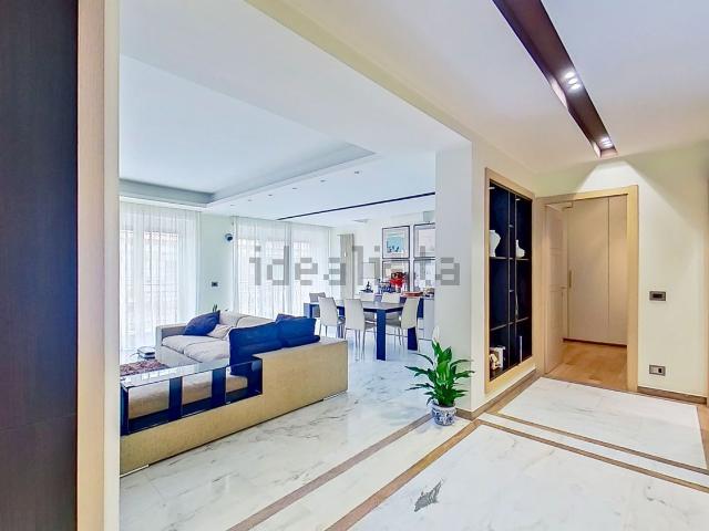 Appartamento in vendita di 119 m² in Via Guglielmo Ciamarra