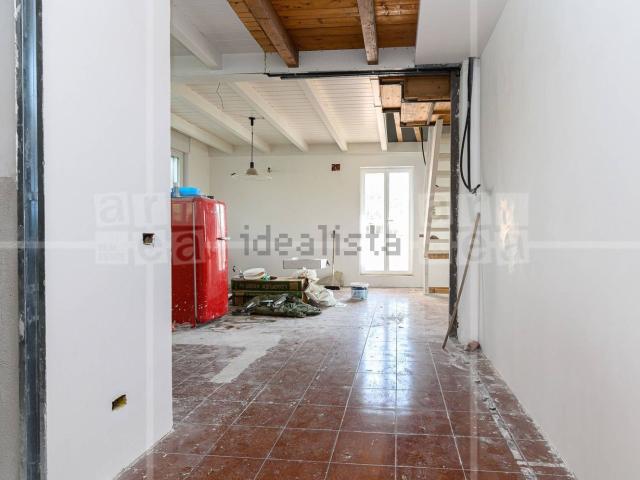 Appartamento in vendita di 119 m² in Via dei Grottoni, 67