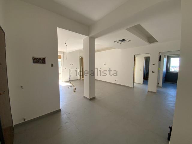 Appartamento in vendita di 119 m² in Via del Bosco, 54