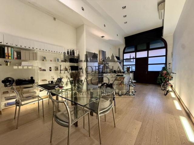 Appartamento in vendita di 119 m² in Via del Piombo, 2