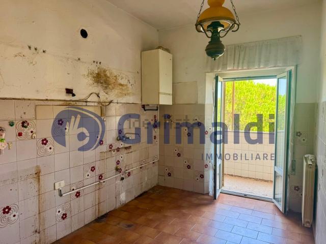 Appartamento in vendita di 119 m² in Via Emilia, 124