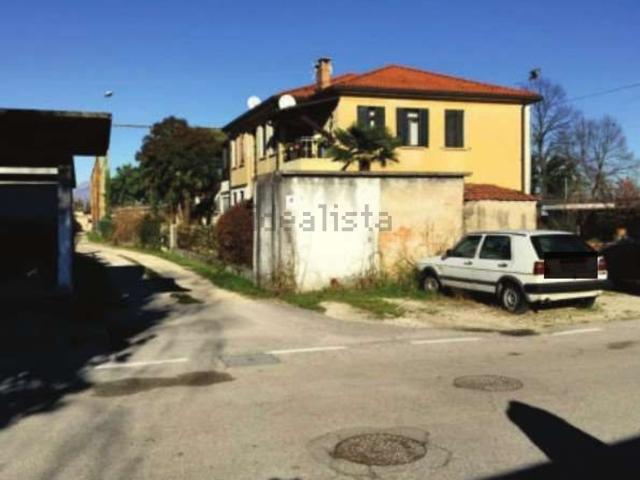 Appartamento in vendita di 140 m² in Via Eritrea, 1