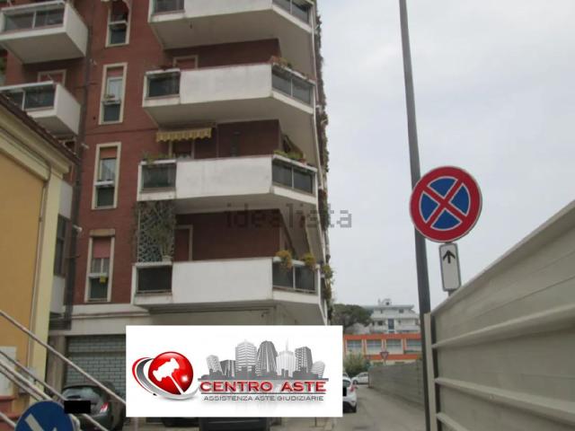 Appartamento in vendita di 119 m² in Via F. Galiani