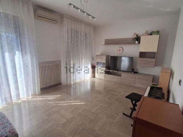 Appartamento in vendita di 119 m² in Via Odoardo Giansanti