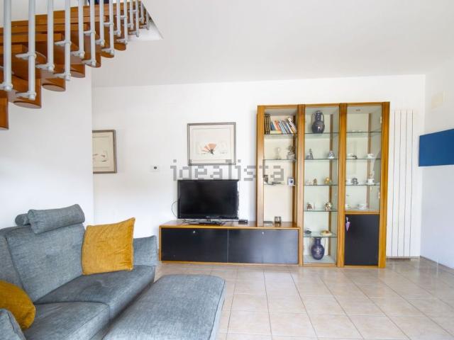 Appartamento in vendita di 119 m² in Via Montello, 47