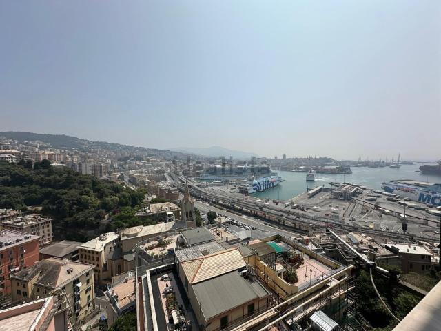 Appartamento in vendita di 119 m² in Via San Fermo