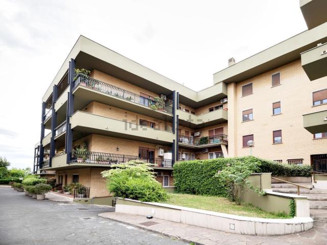 Appartamento in vendita di 119 m² in Via Sarteano, 32
