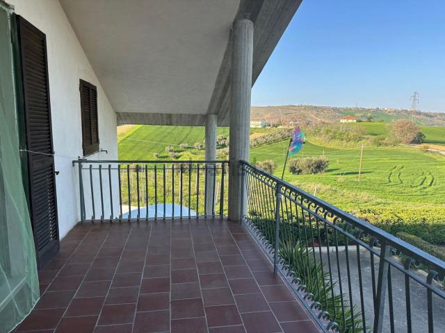 Appartamento in vendita di 119 m² in Via Sicilia, 6
