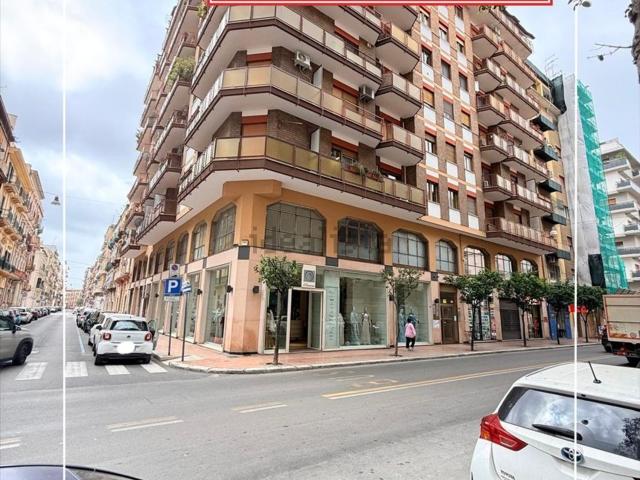 Appartamento in vendita di 119 m² in Via Principe Amedeo, 146