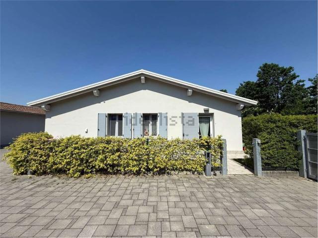 Appartamento in vendita di 119 m² in Via Quattro Pilastri, 8