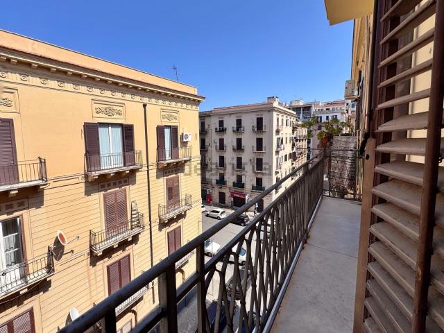 Appartamento in vendita di 119 m² in Via Rosario Riolo, 16