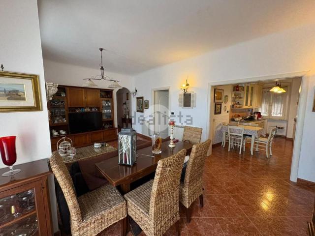 Appartamento in vendita di 119 m² in Via Vicenza, 2