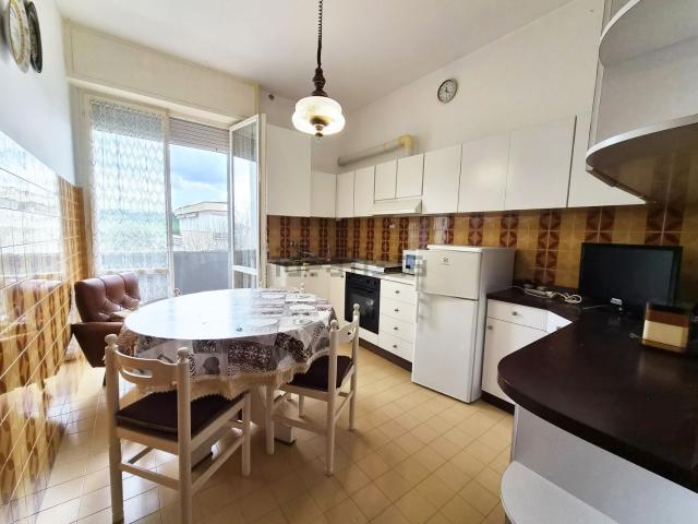 Appartamento in vendita di 119 m² in Viale Umberto I, 31