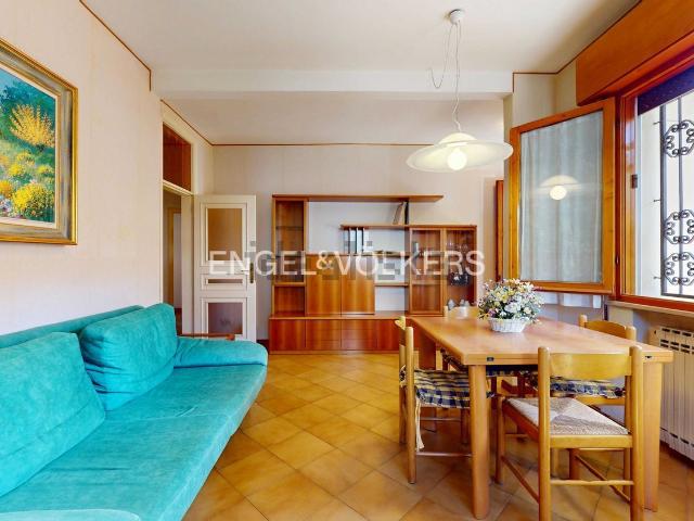 Appartamento in vendita di 119 m² in Viale Francesco Baracca, 35