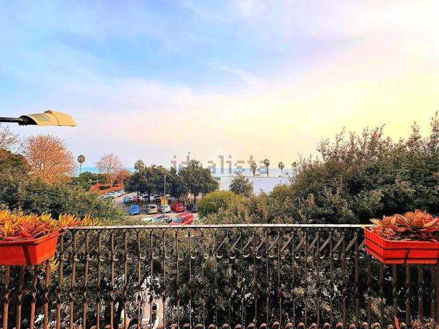 Appartamento in vendita di 119 m² in Corso Cristoforo Colombo, 18