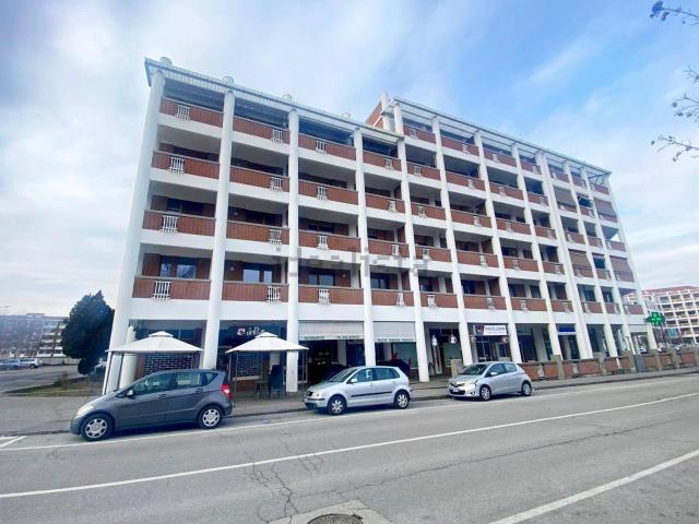 Appartamento in vendita di 119 m² in Corso Europa, 2