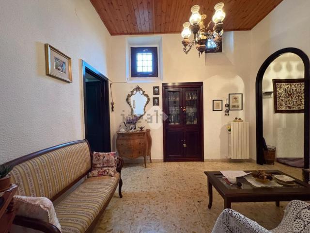 Appartamento in vendita di 119 m² in Largo Piano Grande, 1