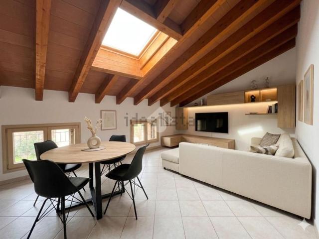 Appartamento in vendita di 119 m² in Località Sanguigna, 45