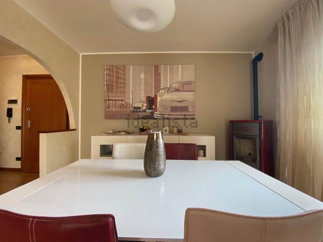 Appartamento in vendita di 120 m² in Via Alcide de Gasperi