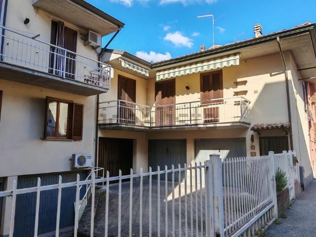 Appartamento in vendita di 120 m² in Via C.ne Pesatori