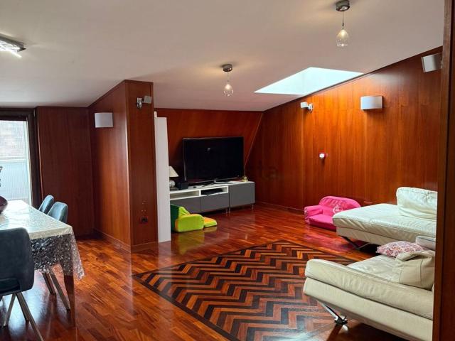 Appartamento in vendita di 120 m² in Via Colonne